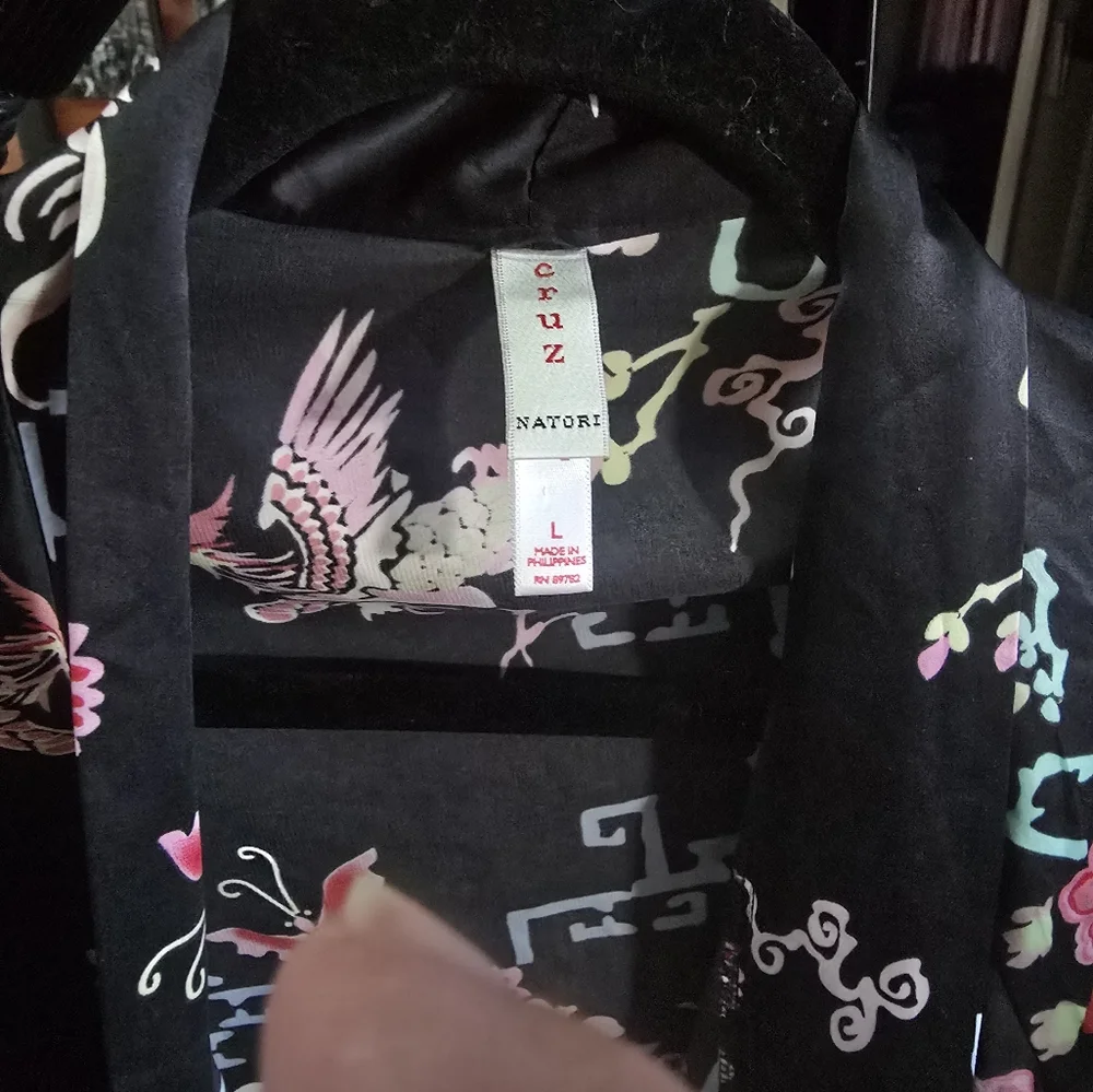 Natori Caftan Satin Robe Black Green Pink Asian Art to Wear Robe Kaftan Large - Picture 2 of 4